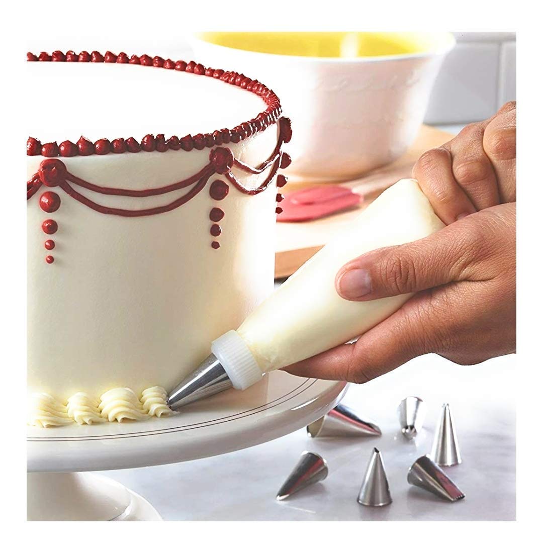 15 Piece Cake Decorating Set Piping Bag Tips with Steel nozzles Reusable 12pc Set